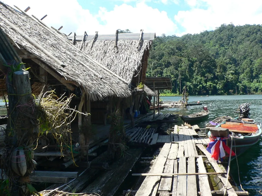 Khao Sok 2005 - základna na severu